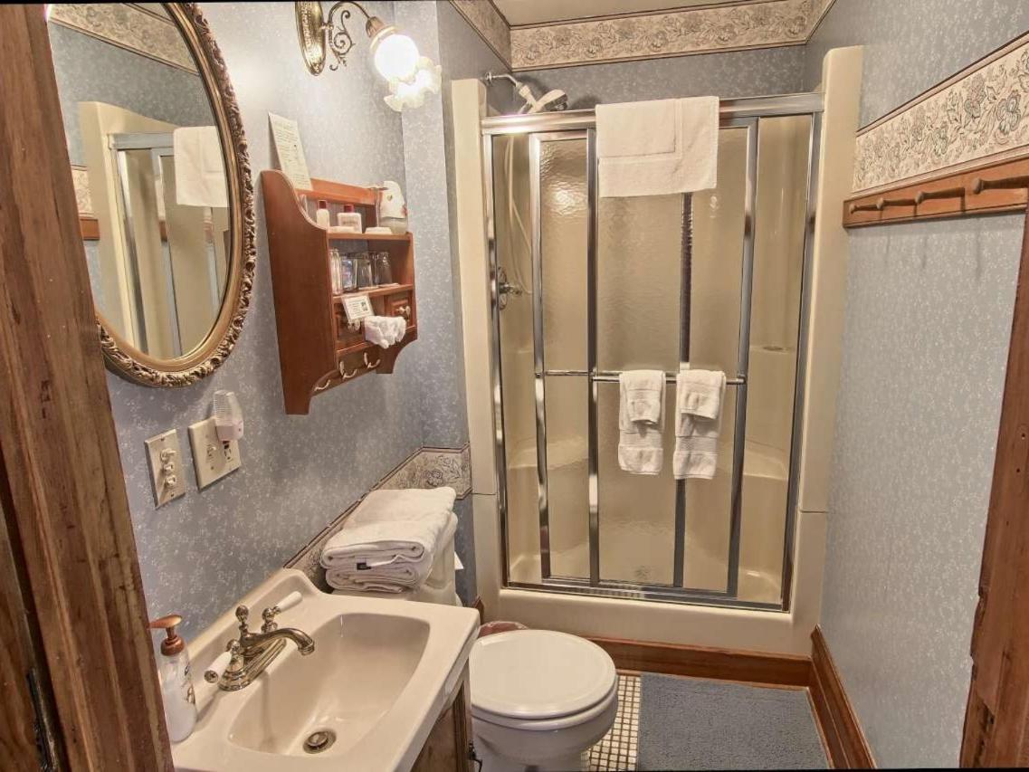 Grand Victorian B&B Inn Bellaire Quarto foto